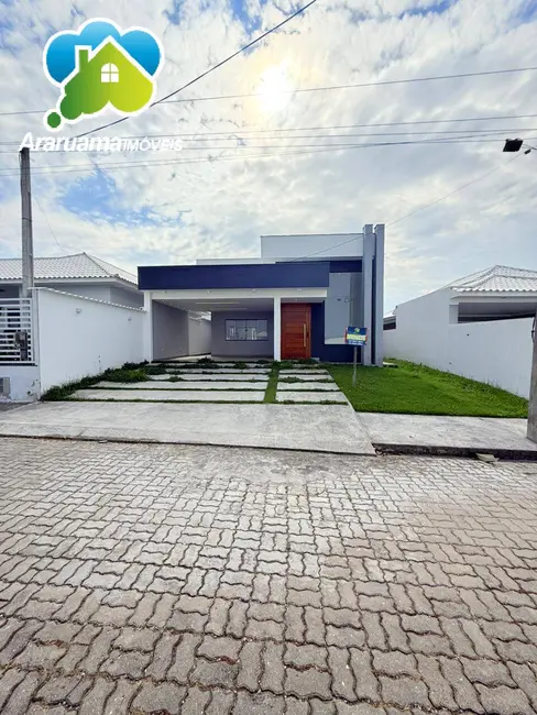 Foto 1 de Casa com 3 quartos à venda em Araruama - RJ