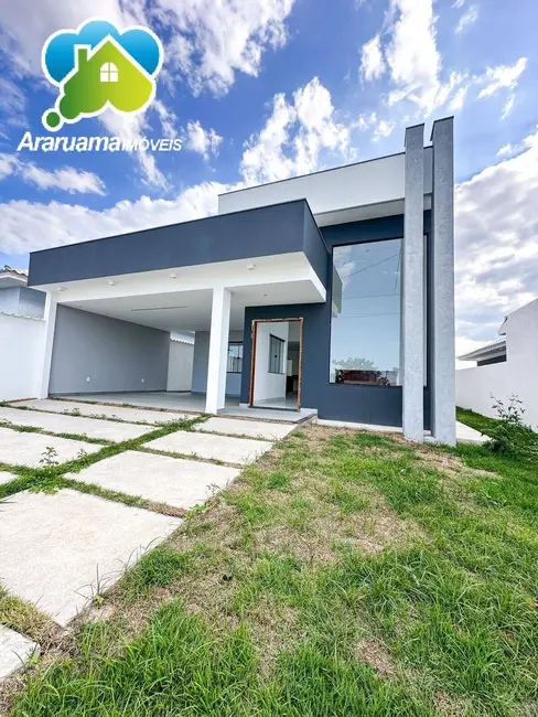 Foto 2 de Casa com 3 quartos à venda em Araruama - RJ