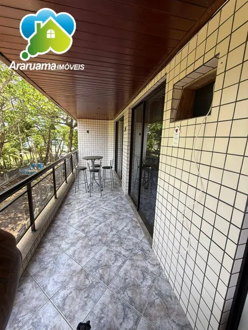Foto 7 de Apartamento com 3 quartos à venda em Araruama - RJ