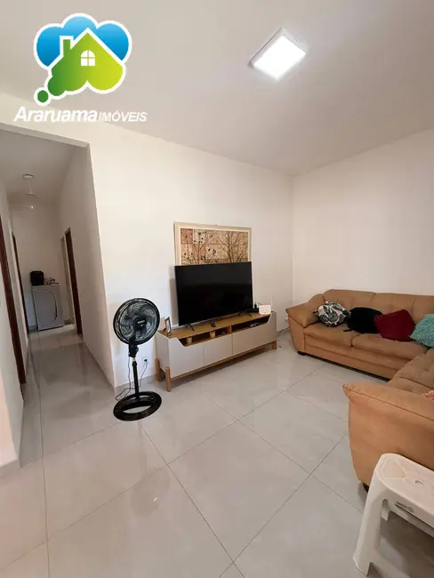 Foto 7 de Casa com 2 quartos à venda em Araruama - RJ