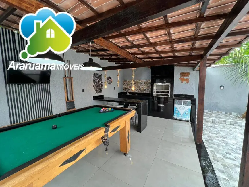 Foto 3 de Casa com 4 quartos à venda em Araruama - RJ