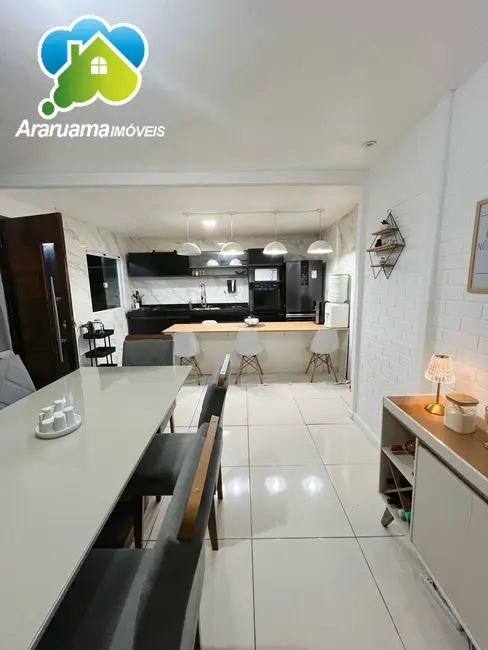 Foto 5 de Casa com 4 quartos à venda em Araruama - RJ