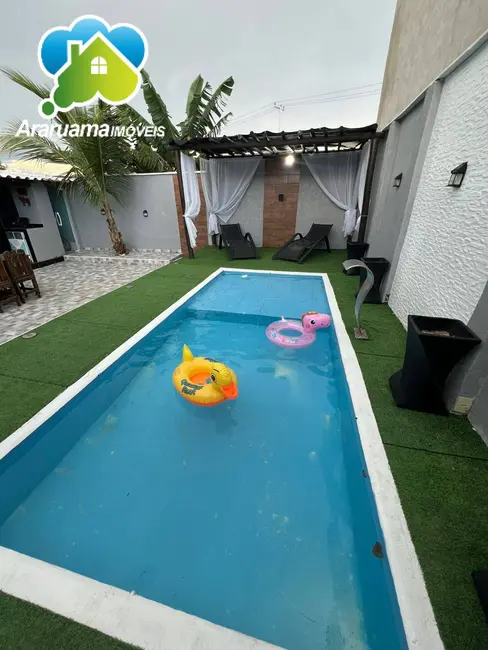 Foto 1 de Casa com 4 quartos à venda em Araruama - RJ