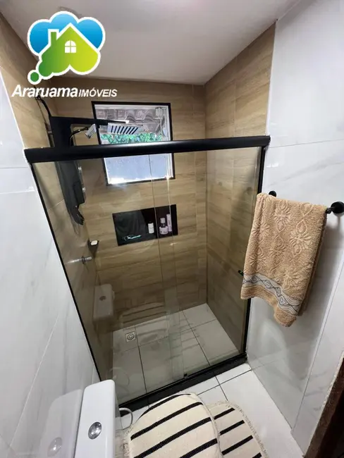 Foto 8 de Casa com 4 quartos à venda em Araruama - RJ