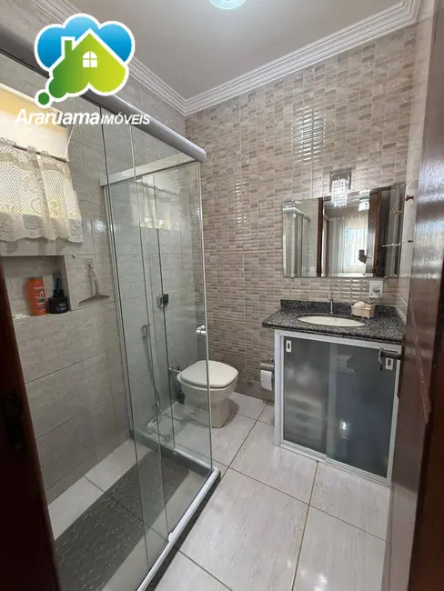 Foto 9 de Casa com 2 quartos à venda, 225m2 em Araruama - RJ
