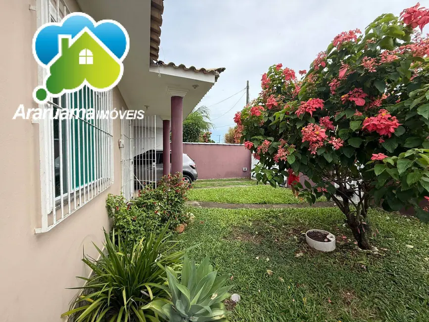 Foto 6 de Casa com 2 quartos à venda em Araruama - RJ