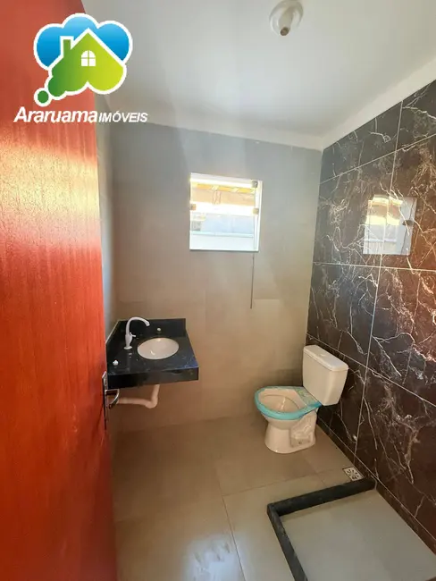 Foto 8 de Casa com 2 quartos à venda em Araruama - RJ