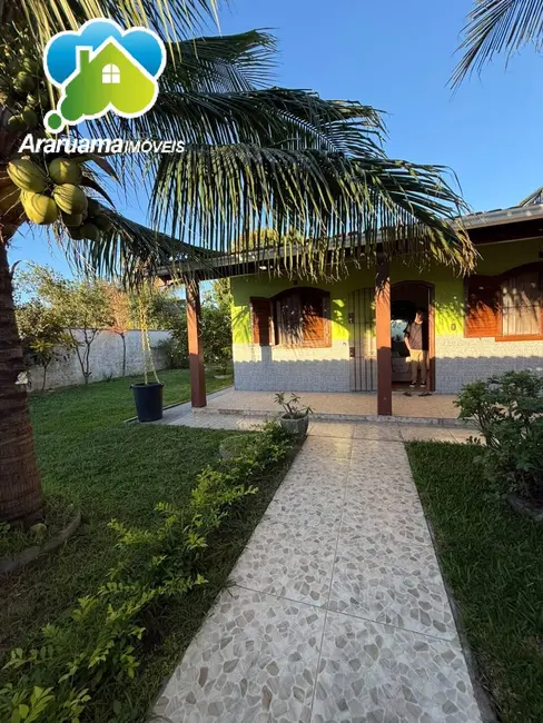 Foto 1 de Casa com 3 quartos à venda, 450m2 em Araruama - RJ