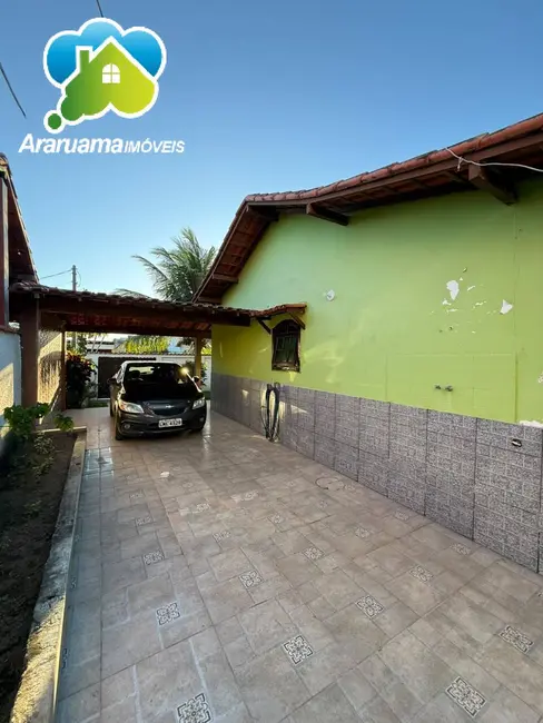 Foto 4 de Casa com 3 quartos à venda, 450m2 em Araruama - RJ