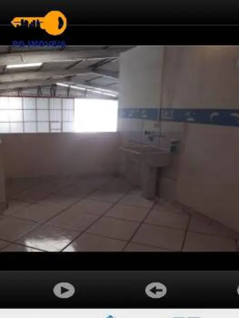 Sala Comercial à venda, 450m2 em Braga, Sao Jose Dos Pinhais - PR - imagem 7 Foto 7 de Sala Comercial à venda, 450m2 em Braga, Sao Jose Dos Pinhais - PR