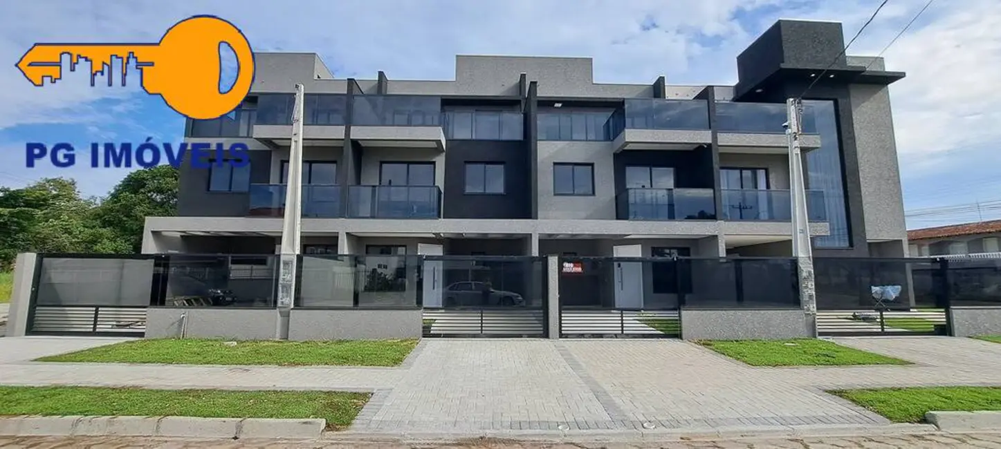 Foto 1 de Sobrado com 3 quartos à venda, 142m2 em Matinhos - PR