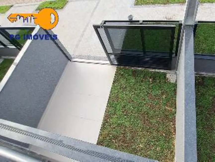 Foto 6 de Sobrado com 3 quartos à venda, 142m2 em Matinhos - PR