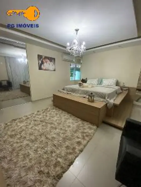 Sobrado com 4 quartos à venda, 264m2 em Raia, Paranagua - PR - imagem 4 Foto 4 de Sobrado com 4 quartos à venda, 264m2 em Raia, Paranagua - PR