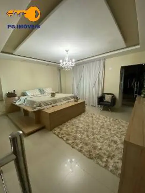 Sobrado com 4 quartos à venda, 264m2 em Raia, Paranagua - PR - imagem 3 Foto 3 de Sobrado com 4 quartos à venda, 264m2 em Raia, Paranagua - PR