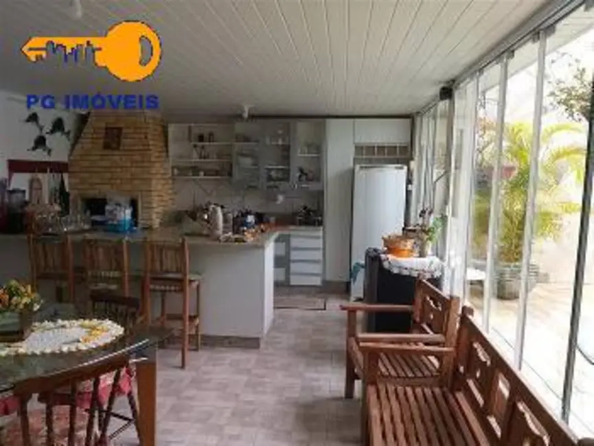 Foto 8 de Casa com 5 quartos à venda, 324m2 em Pontal Do Parana - PR