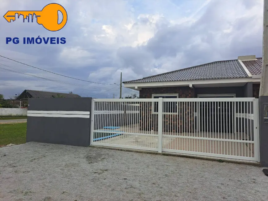 Foto 1 de Casa com 2 quartos à venda, 108m2 em Shangri-la, Pontal Do Parana - PR
