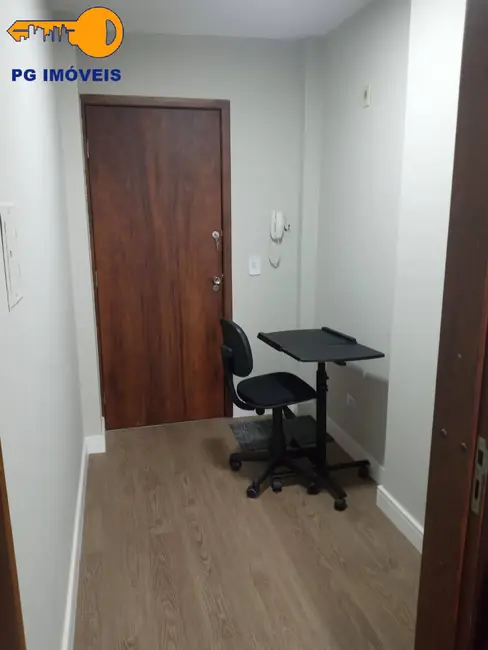 Apartamento com 1 quarto à venda, 33m2 em Centro, Curitiba - PR - imagem 8 Foto 8 de Apartamento com 1 quarto à venda, 33m2 em Centro, Curitiba - PR