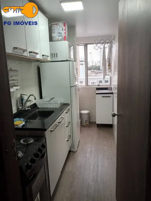 Apartamento com 1 quarto à venda, 33m2 em Centro, Curitiba - PR - imagem 5 Foto 5 de Apartamento com 1 quarto à venda, 33m2 em Centro, Curitiba - PR