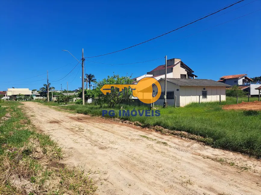 Terreno / Lote à venda, 360m2 em Guaratuba - PR - imagem 4 Foto 4 de Terreno / Lote à venda, 360m2 em Guaratuba - PR
