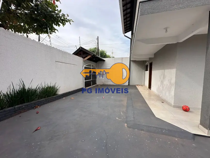 Casa com 4 quartos à venda, 317m2 em Residencial Vila Romana, Londrina - PR - imagem 8 Foto 8 de Casa com 4 quartos à venda, 317m2 em Residencial Vila Romana, Londrina - PR