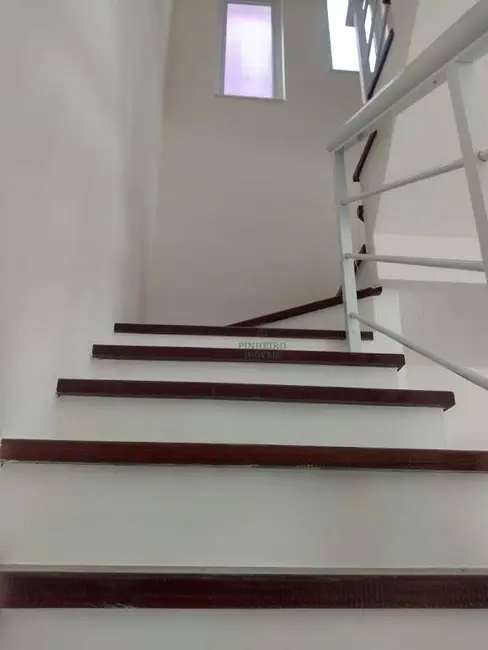 Casa com 3 quartos à venda e para alugar, 202m2 em Itaipu, Niteroi - RJ - imagem 4 Foto 4 de Casa com 3 quartos à venda e para alugar, 202m2 em Itaipu, Niteroi - RJ