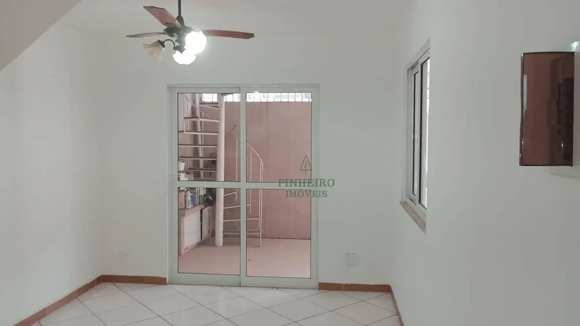 Foto 8 de Casa com 3 quartos à venda, 150m2 em Camarão, Sao Goncalo - RJ