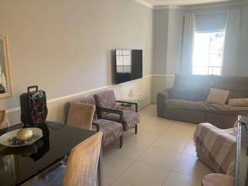 Foto 7 de Casa com 2 quartos à venda, 335m2 em Marica - RJ