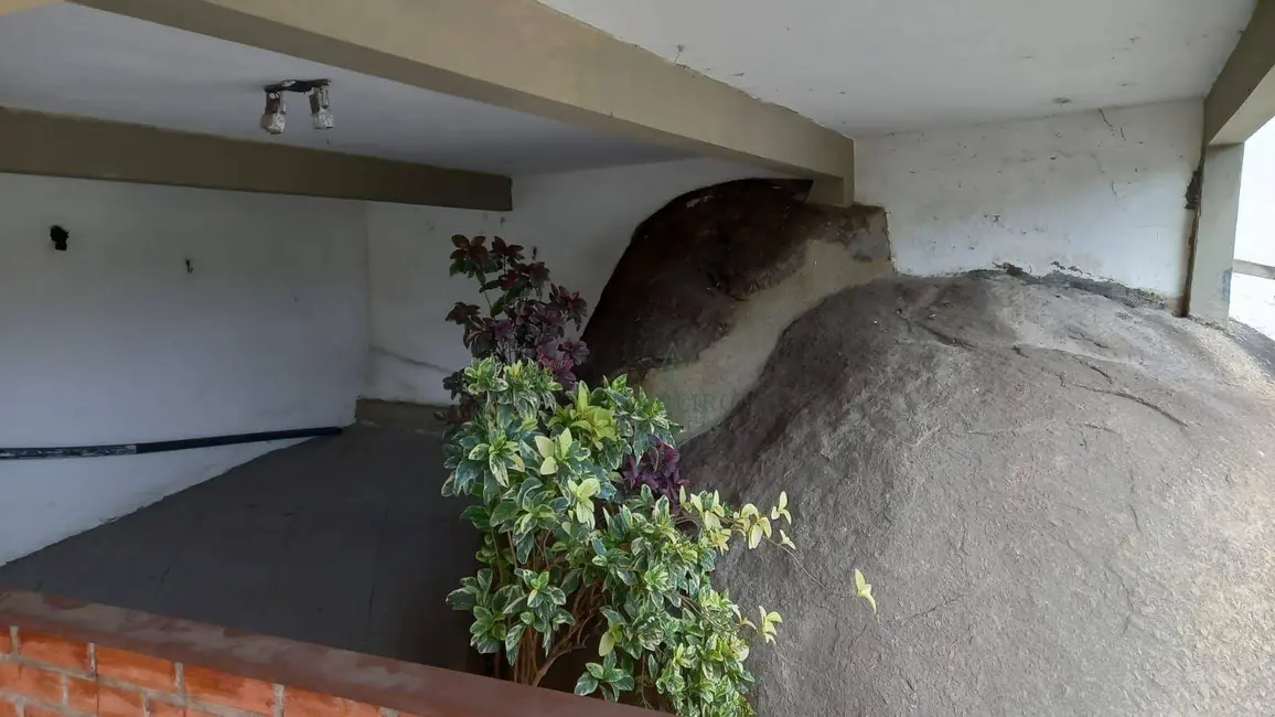 Foto 3 de Casa com 4 quartos à venda, 450m2 em Itaipu, Niteroi - RJ