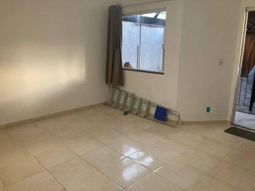 Foto 3 de Casa com 2 quartos à venda, 240m2 em Praia de Itaipuaçu (Itaipuaçu), Marica - RJ
