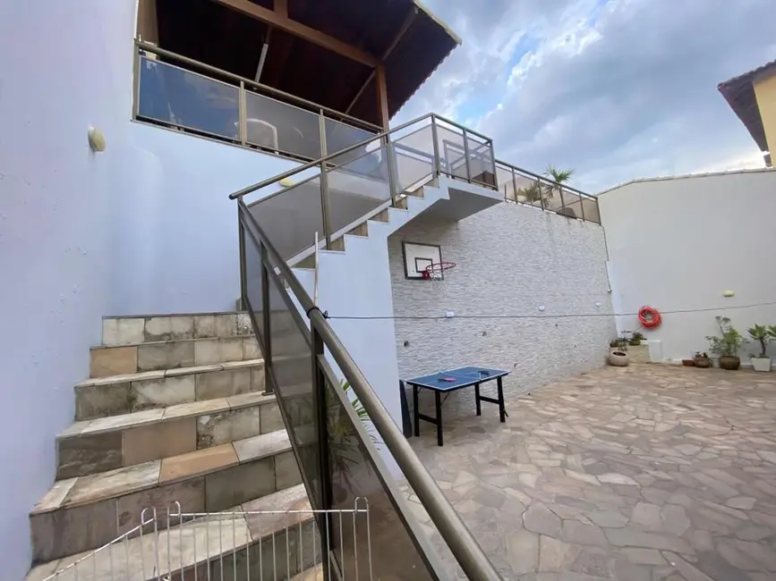 Foto 3 de Casa com 3 quartos à venda, 444m2 em Condado de Maricá, Marica - RJ