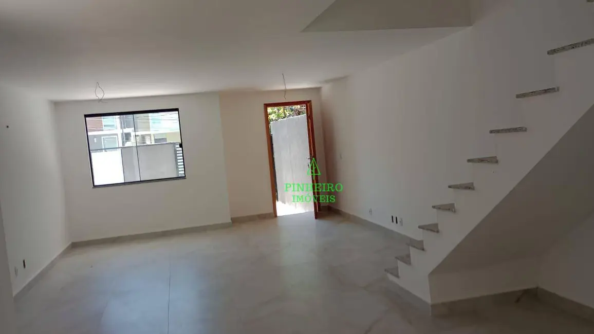 Foto 5 de Casa com 4 quartos à venda, 180m2 em Itaipu, Niteroi - RJ