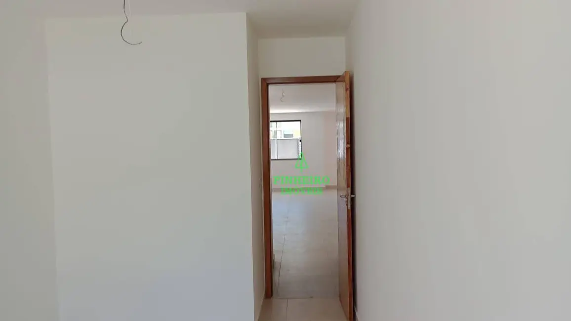 Foto 7 de Casa com 4 quartos à venda, 180m2 em Itaipu, Niteroi - RJ