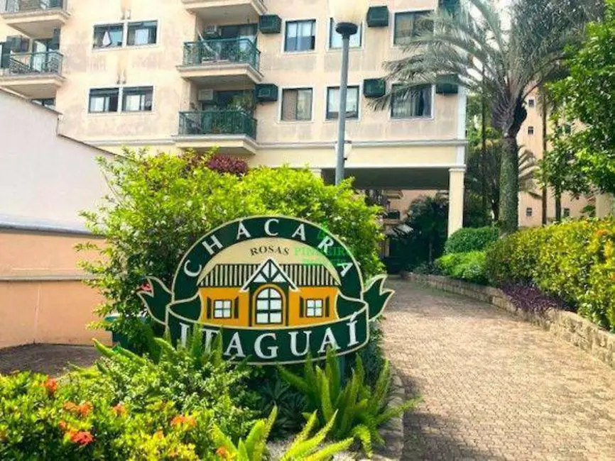 Apartamento com 3 quartos à venda, 110m2 em Pe Pequeno, Niteroi - RJ - imagem 1 Foto 1 de Apartamento com 3 quartos à venda, 110m2 em Pe Pequeno, Niteroi - RJ