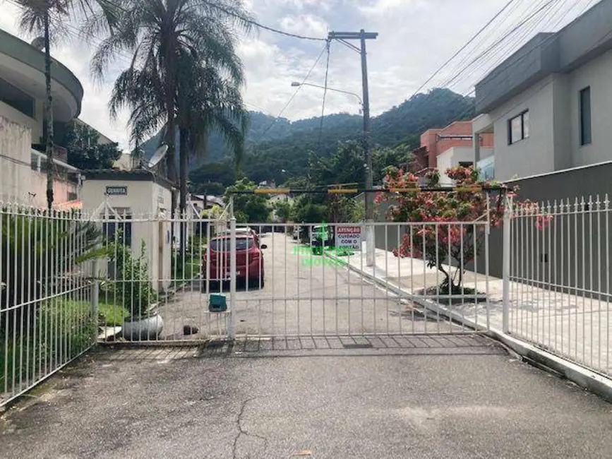 Terreno / Lote à venda, 612m2 em São Francisco, Niteroi - RJ - imagem 3 Foto 3 de Terreno / Lote à venda, 612m2 em São Francisco, Niteroi - RJ