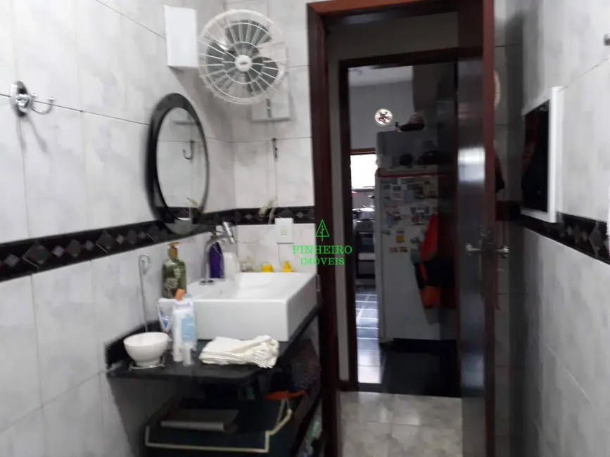 Foto 9 de Casa com 3 quartos à venda, 376m2 em Itaipu, Niteroi - RJ