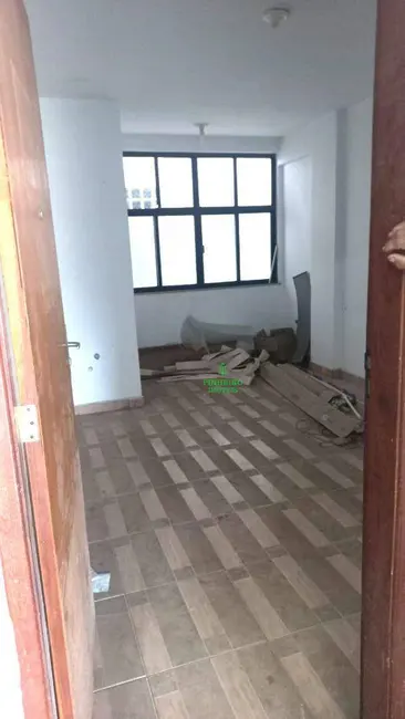 Foto 1 de Sala Comercial à venda, 20m2 em Itaipu, Niteroi - RJ