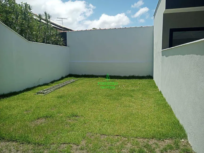 Foto 2 de Casa de Condomínio com 3 quartos à venda, 180m2 em Itaipu, Niteroi - RJ