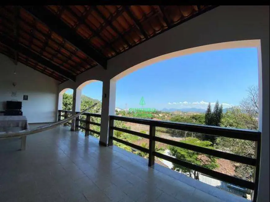 Foto 3 de Casa com 3 quartos à venda, 450m2 em Itaipu, Niteroi - RJ