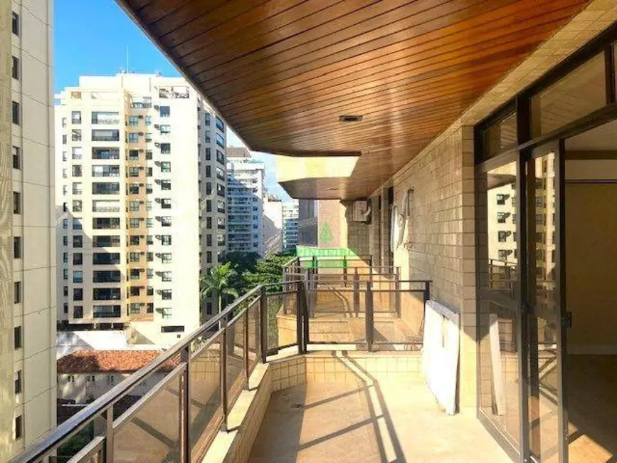 Apartamento com 3 quartos à venda, 210m2 em Icaraí, Niteroi - RJ - imagem 5 Foto 5 de Apartamento com 3 quartos à venda, 210m2 em Icaraí, Niteroi - RJ