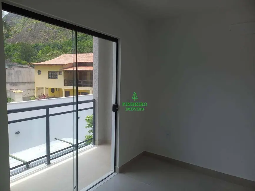 Foto 3 de Casa com 3 quartos à venda, 650m2 em Itaipu, Niteroi - RJ