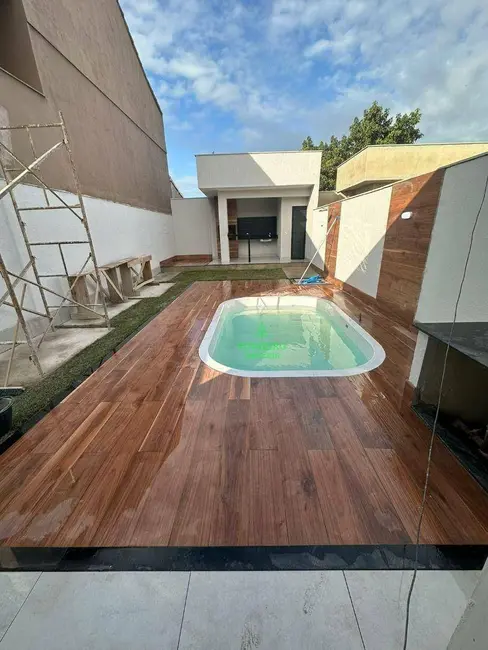 Foto 1 de Casa com 3 quartos à venda, 240m2 em Marica - RJ