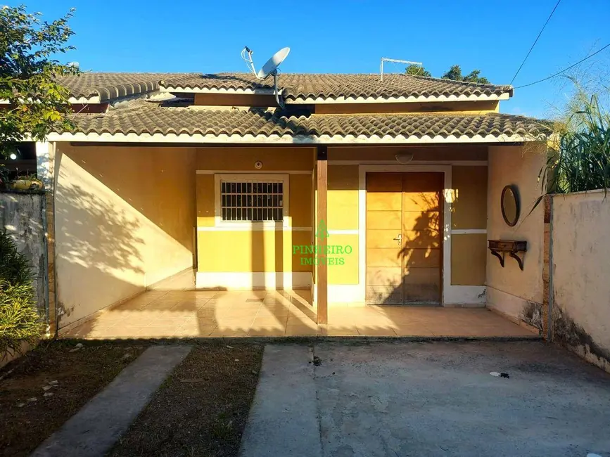 Foto 1 de Casa com 4 quartos à venda, 240m2 em Barroco (Itaipuaçu), Marica - RJ