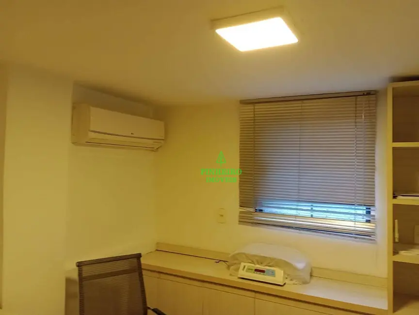 Loja à venda, 36m2 em Jacaré, Niteroi - RJ - imagem 4 Foto 4 de Loja à venda, 36m2 em Jacaré, Niteroi - RJ