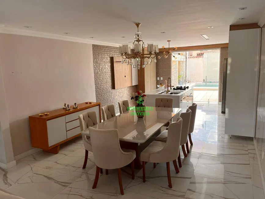 Foto 4 de Casa de Condomínio com 4 quartos à venda, 360m2 em Itaipu, Niteroi - RJ