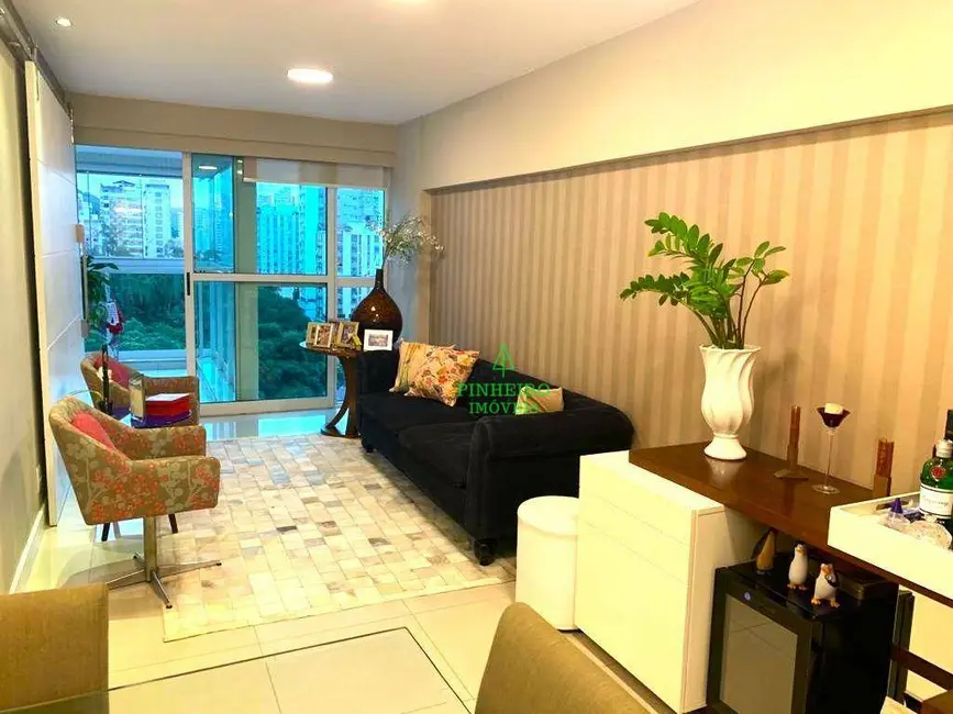 Foto 7 de Apartamento com 4 quartos à venda, 140m2 em Icaraí, Niteroi - RJ