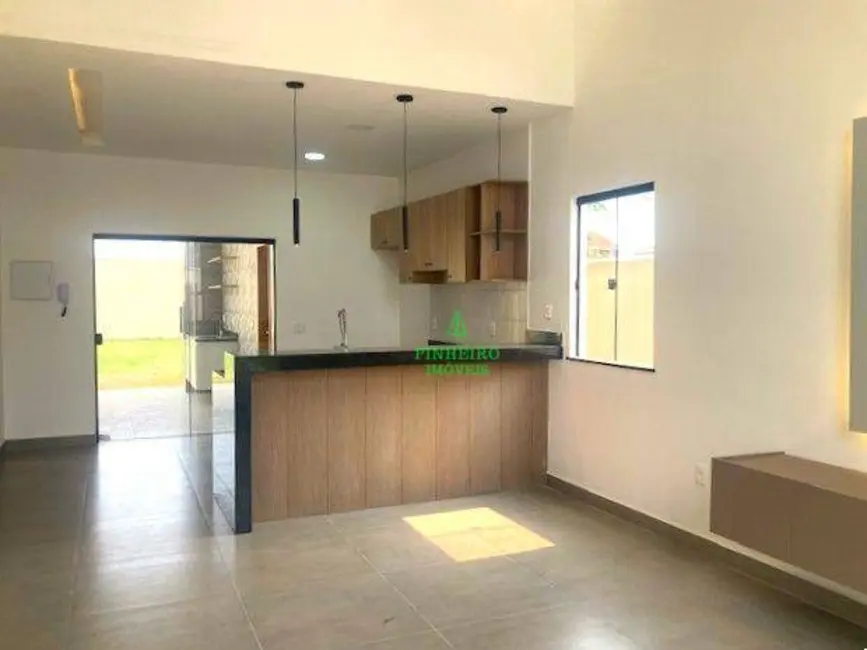 Foto 6 de Casa com 3 quartos à venda, 480m2 em Jardim Atlântico Leste (Itaipuaçu), Marica - RJ