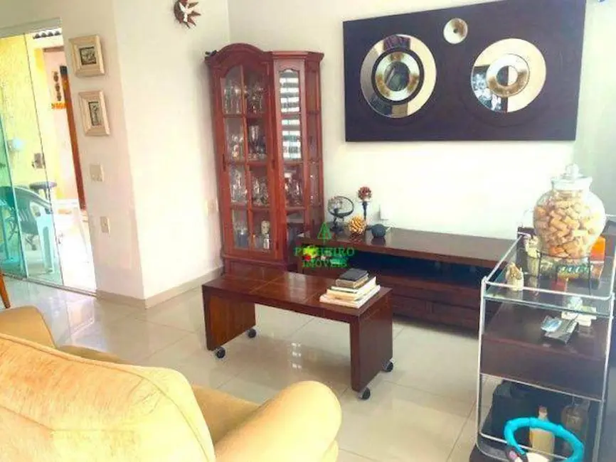 Foto 2 de Casa com 4 quartos à venda, 225m2 em Maravista, Niteroi - RJ