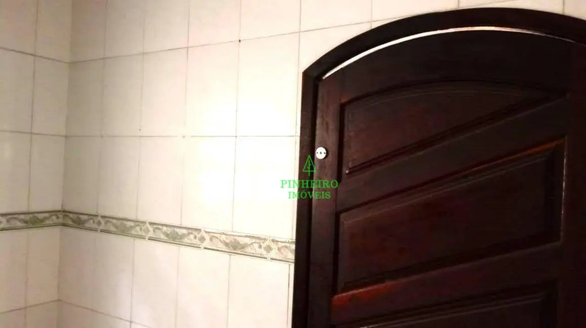 Casa com 3 quartos à venda, 190m2 em Estrela do Norte, Sao Goncalo - RJ - imagem 9 Foto 9 de Casa com 3 quartos à venda, 190m2 em Estrela do Norte, Sao Goncalo - RJ