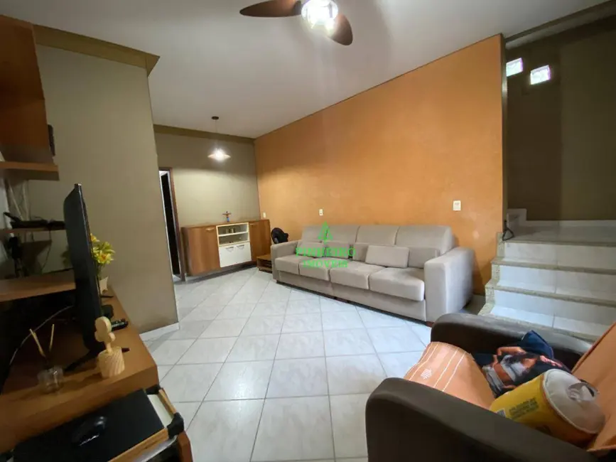 Foto 7 de Casa com 3 quartos à venda, 300m2 em Sete Pontes, Sao Goncalo - RJ