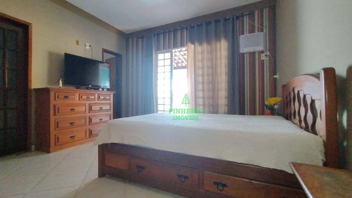 Foto 9 de Casa com 3 quartos à venda, 300m2 em Sete Pontes, Sao Goncalo - RJ